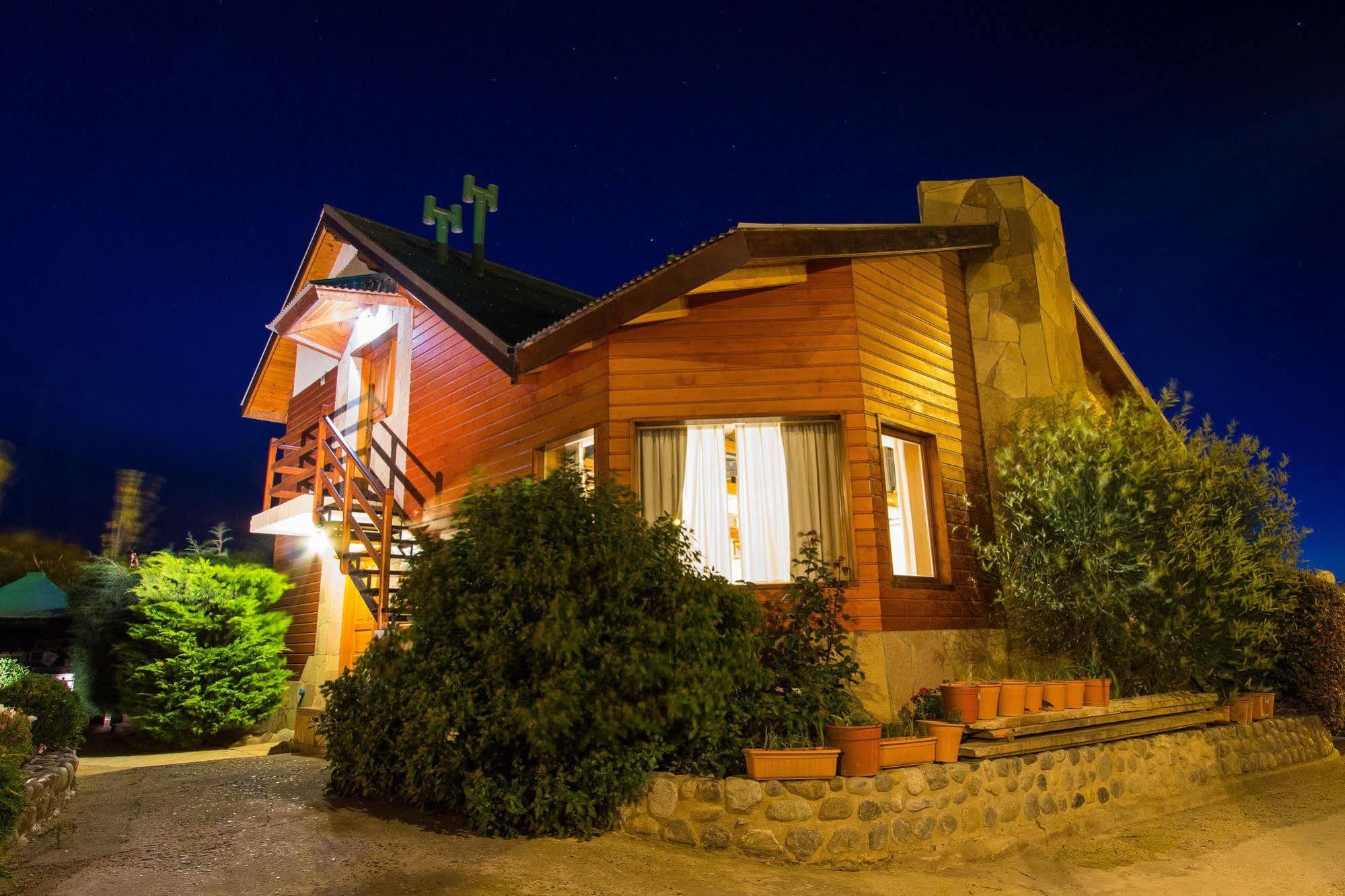 Linda Vista Apart Hotel Ел Калафате Екстериор снимка