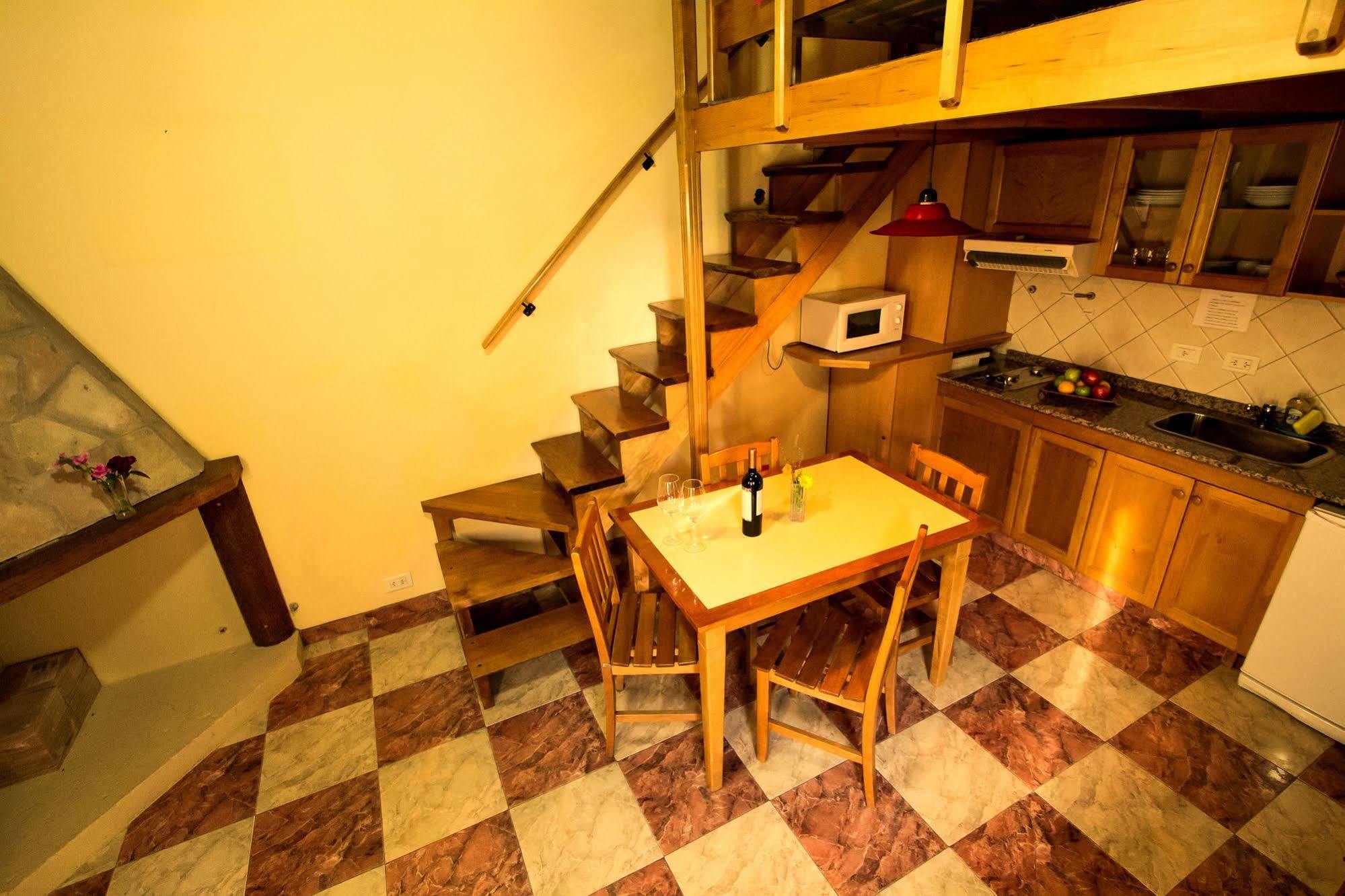 Linda Vista Apart Hotel Ел Калафате Екстериор снимка